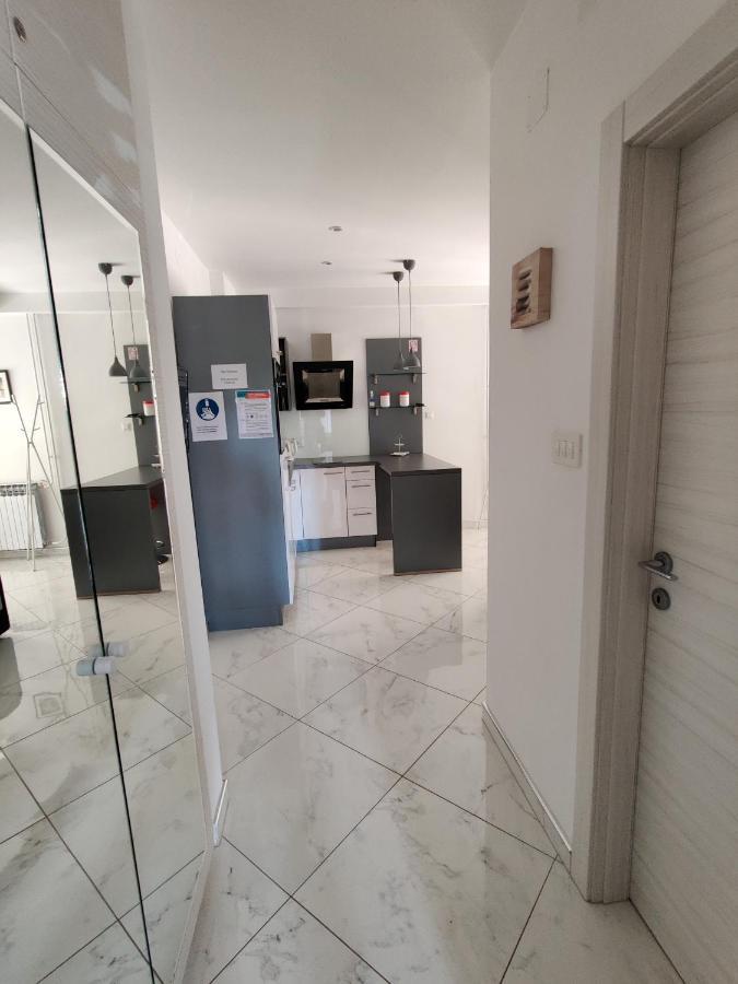 Biuk Apartments Novi Vinodolski Kültér fotó