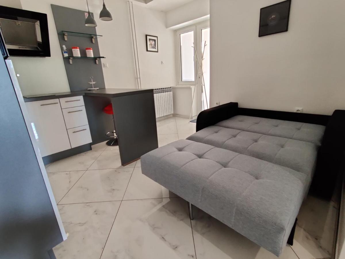 Biuk Apartments Novi Vinodolski Kültér fotó
