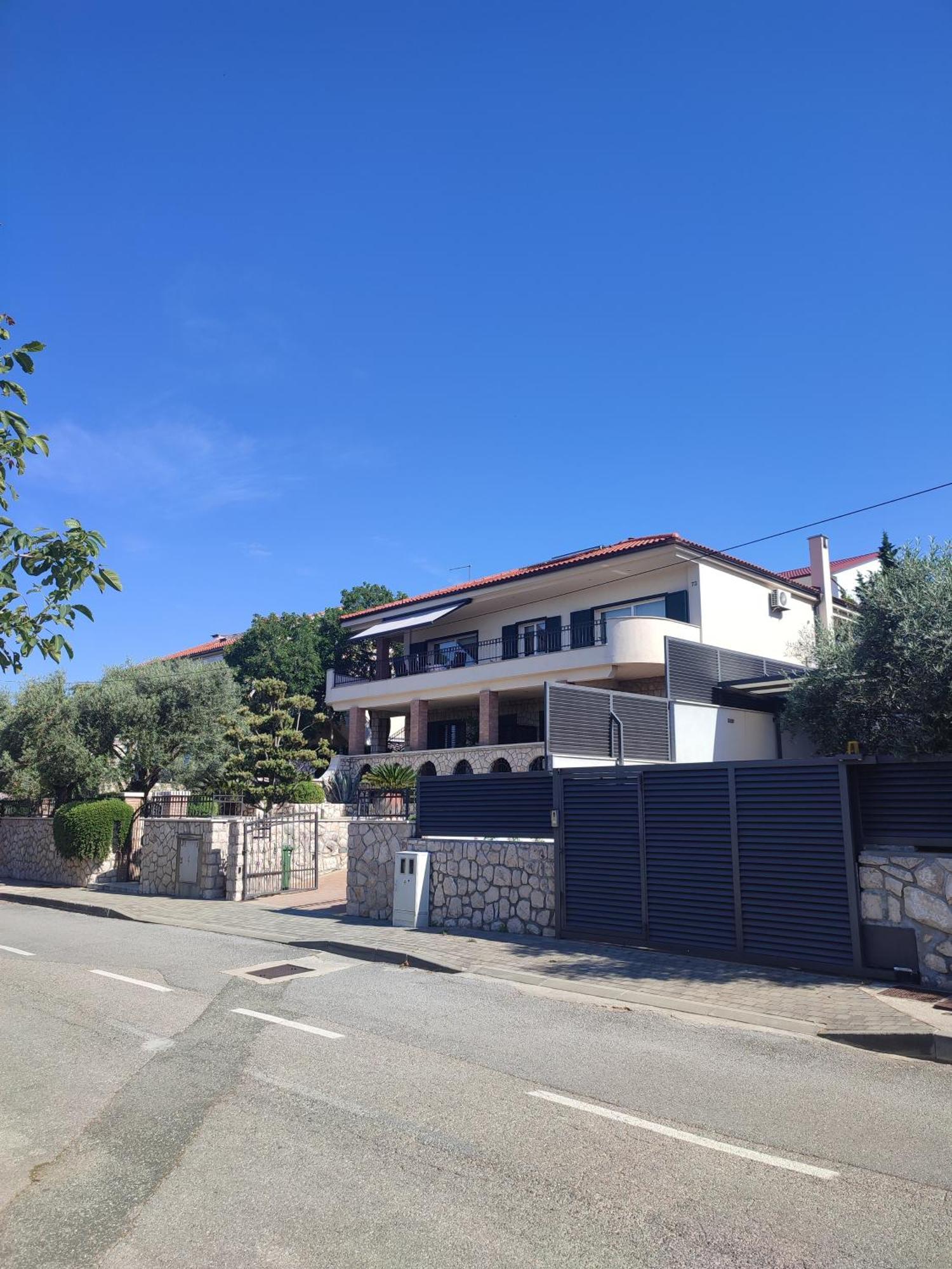 Biuk Apartments Novi Vinodolski Kültér fotó