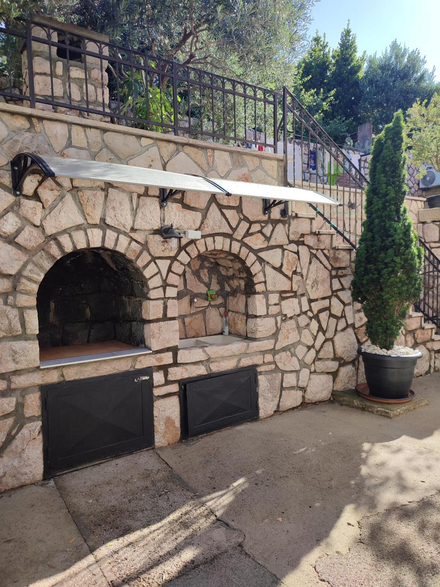 Biuk Apartments Novi Vinodolski Kültér fotó