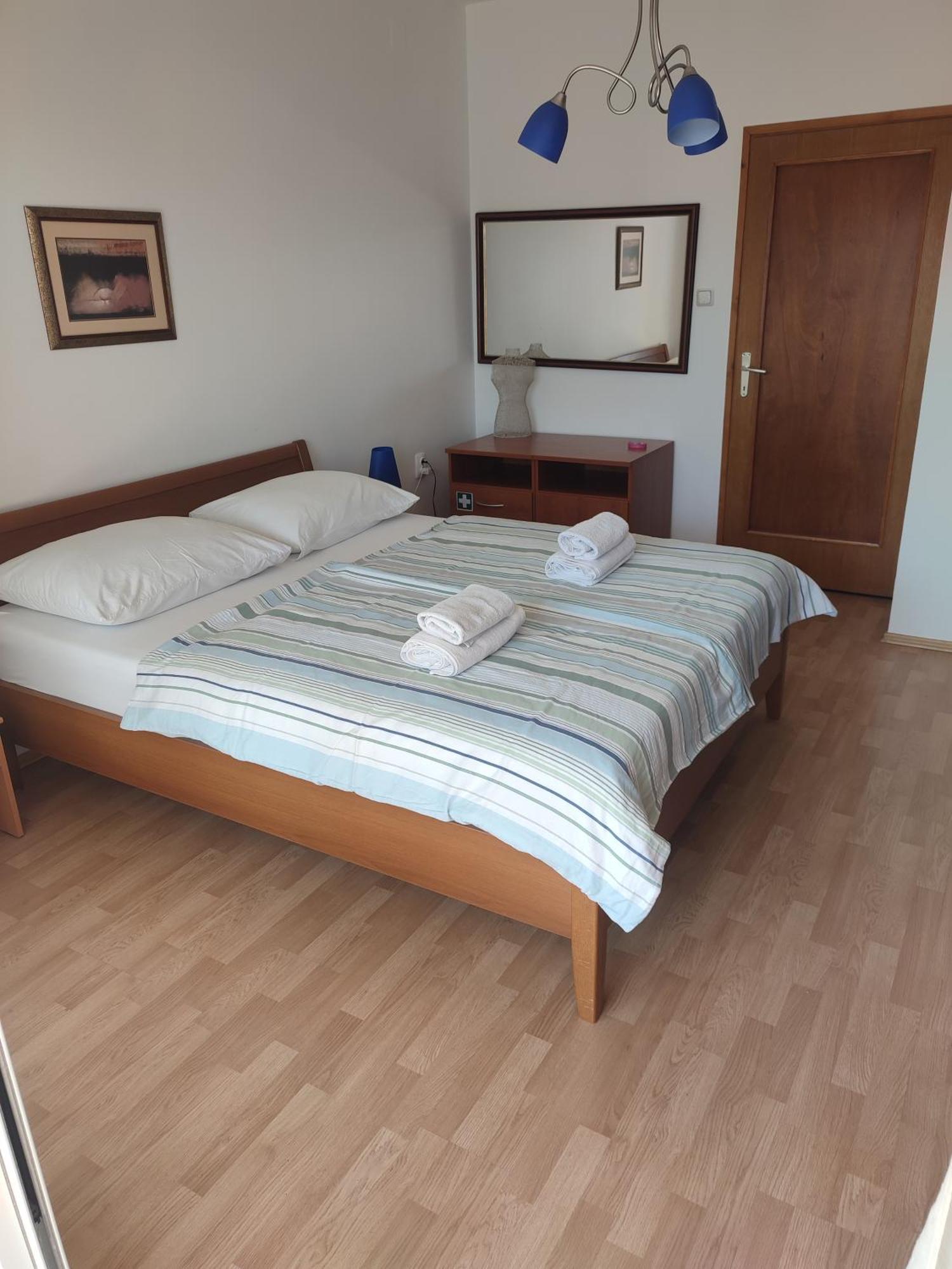 Biuk Apartments Novi Vinodolski Kültér fotó