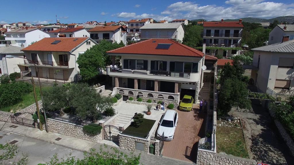 Biuk Apartments Novi Vinodolski Kültér fotó